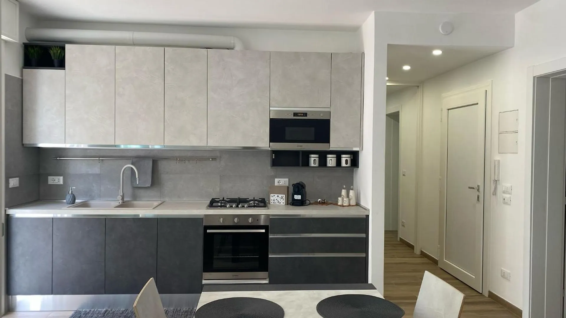 Lume, Family Apartment Murano 0*,  Italy